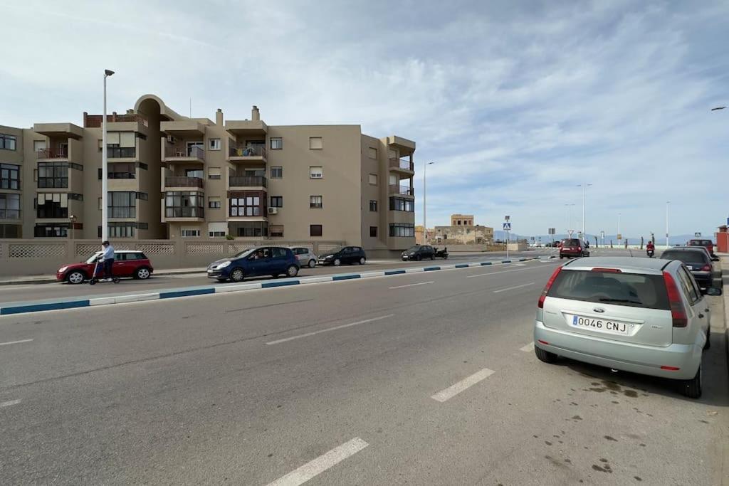 Primera Linea De Playa Y Gibraltar A 5 Minutos La Línea de la Concepción Eksteriør billede
